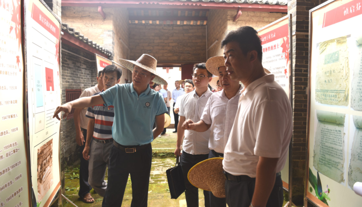 刘卫红调研指导“红色村”党建示范工程及新农村建设强党建立规矩 全力推进新农村建设 ...